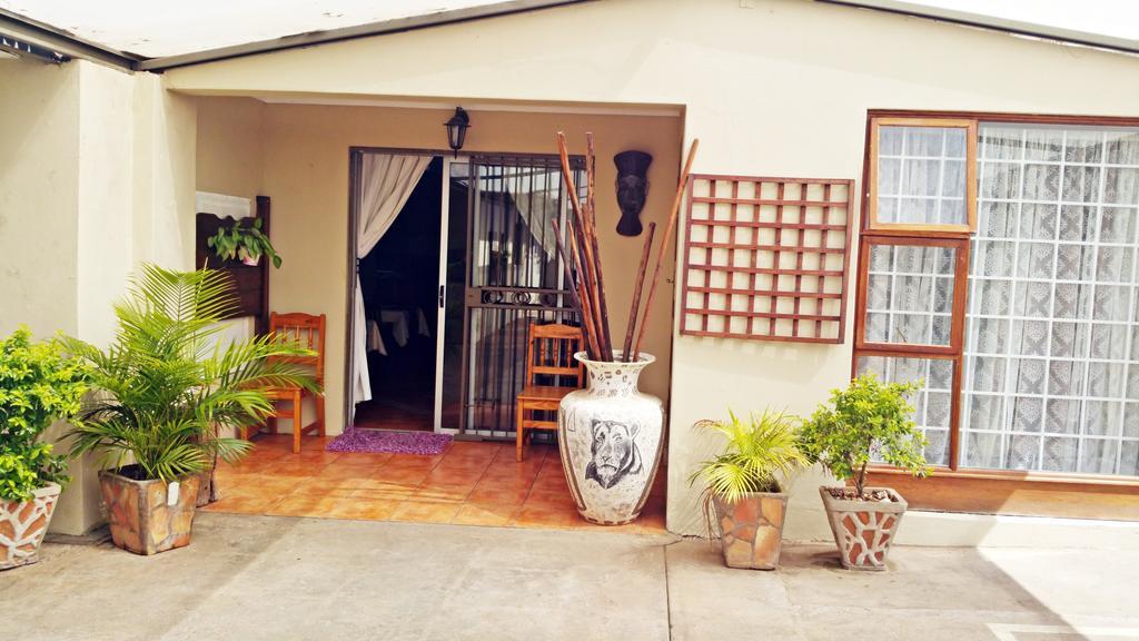 Lani'S Guest House - No Loadshedding ムシナ エクステリア 写真