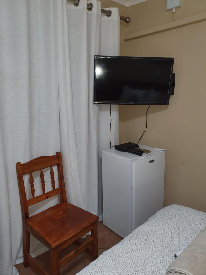 Lani'S Guest House - No Loadshedding ムシナ エクステリア 写真